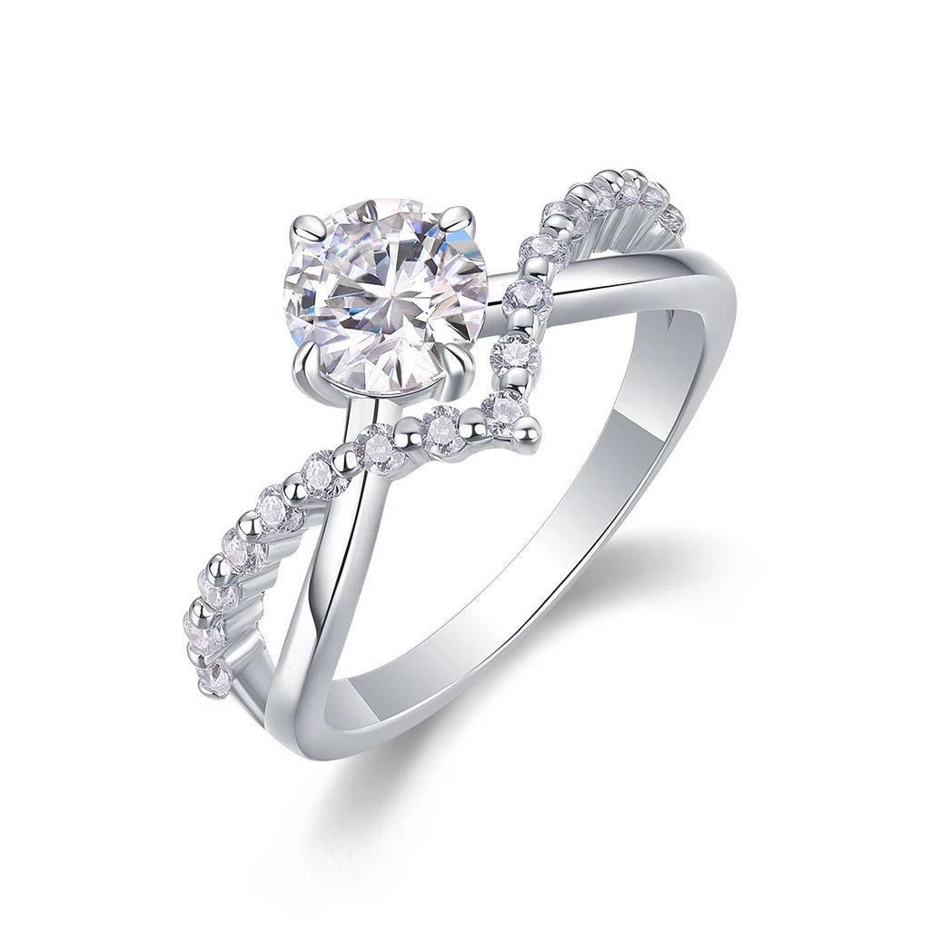 Culture Vault 1CT VVS1 Moissanite Round Brilliant Engagement Ring