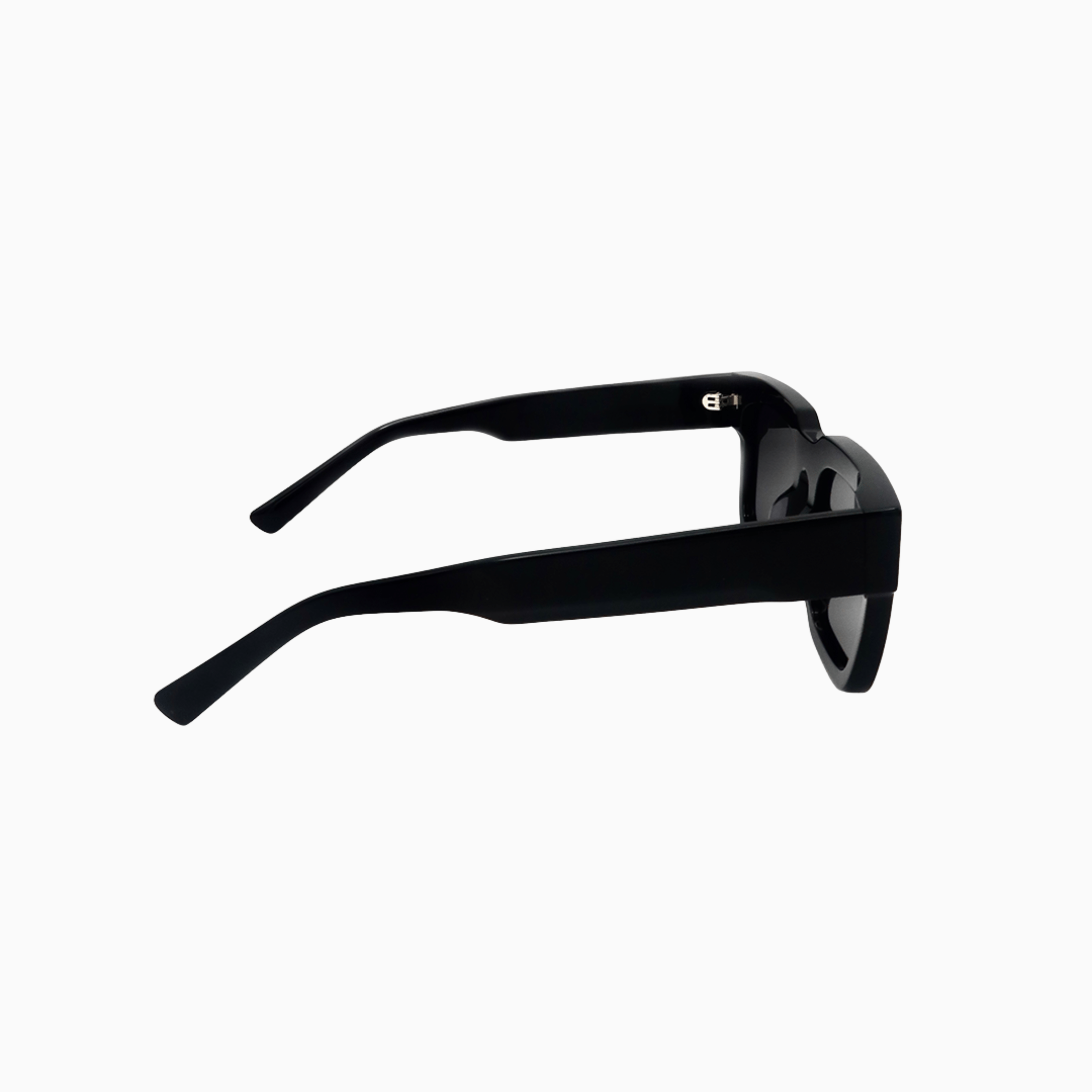 Culture Vault Southwark Black Sunglasses